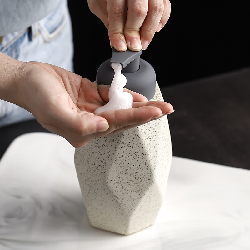 Bathroom Ceramic Mousse Dispen - Soap Making Foam recension och pris