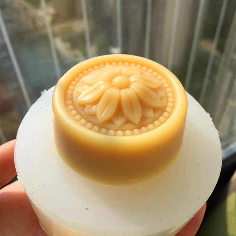 Round Classic Soap Mold DIY Ha - Soap Making Process recension och pris
